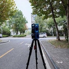 3cm@100mの正確さTLS360の携帯用3Dレーザー スキャナ公安のための0.2m-150m